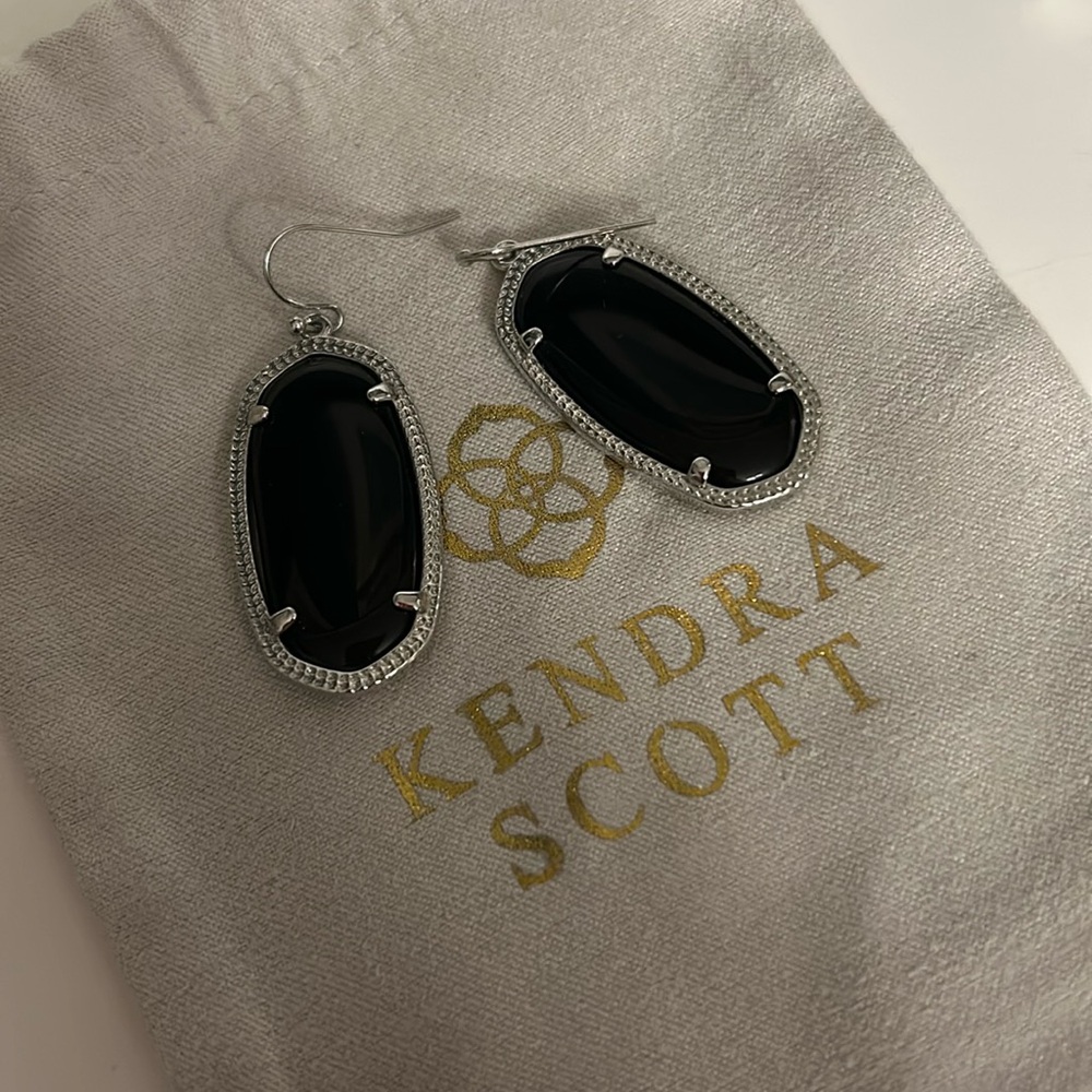 Kendra Scott Elle drop earrings